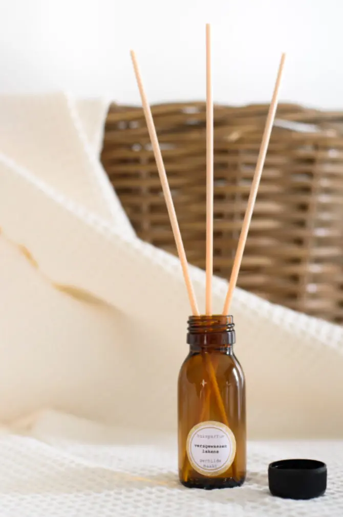 Huisparfum: apotheekfles (versgewassen lakens)