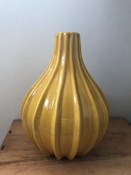 Vaas lenn okergeel
