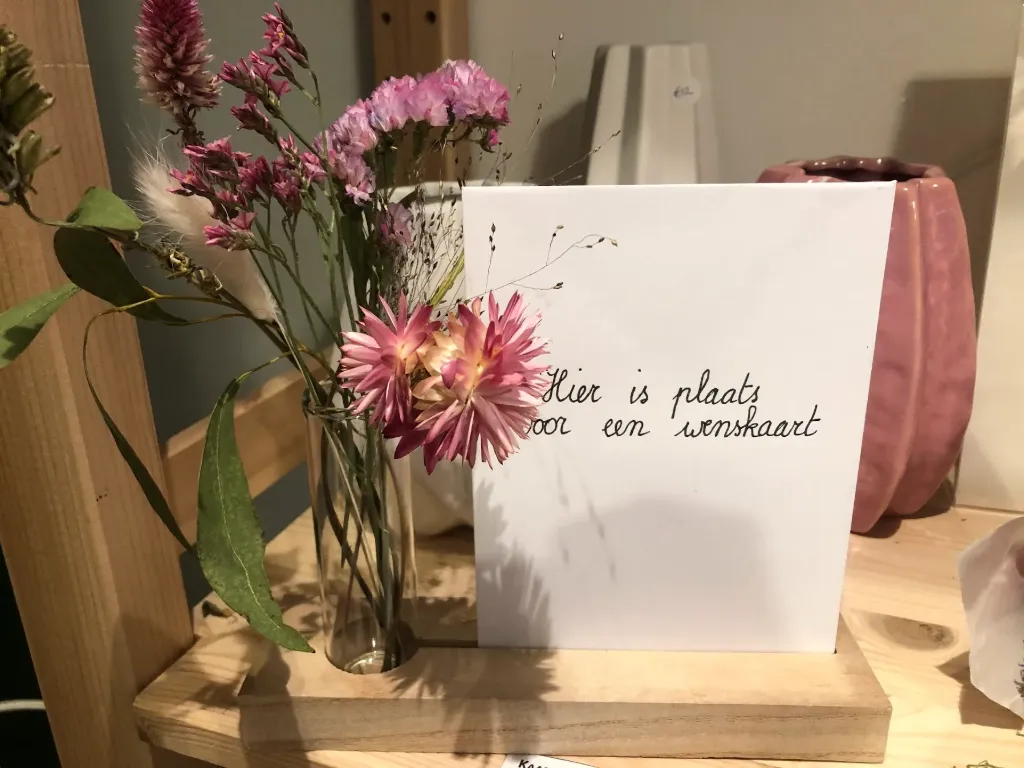 Bloemenset: kaarthouder met proefbuisje (geel/oranje)